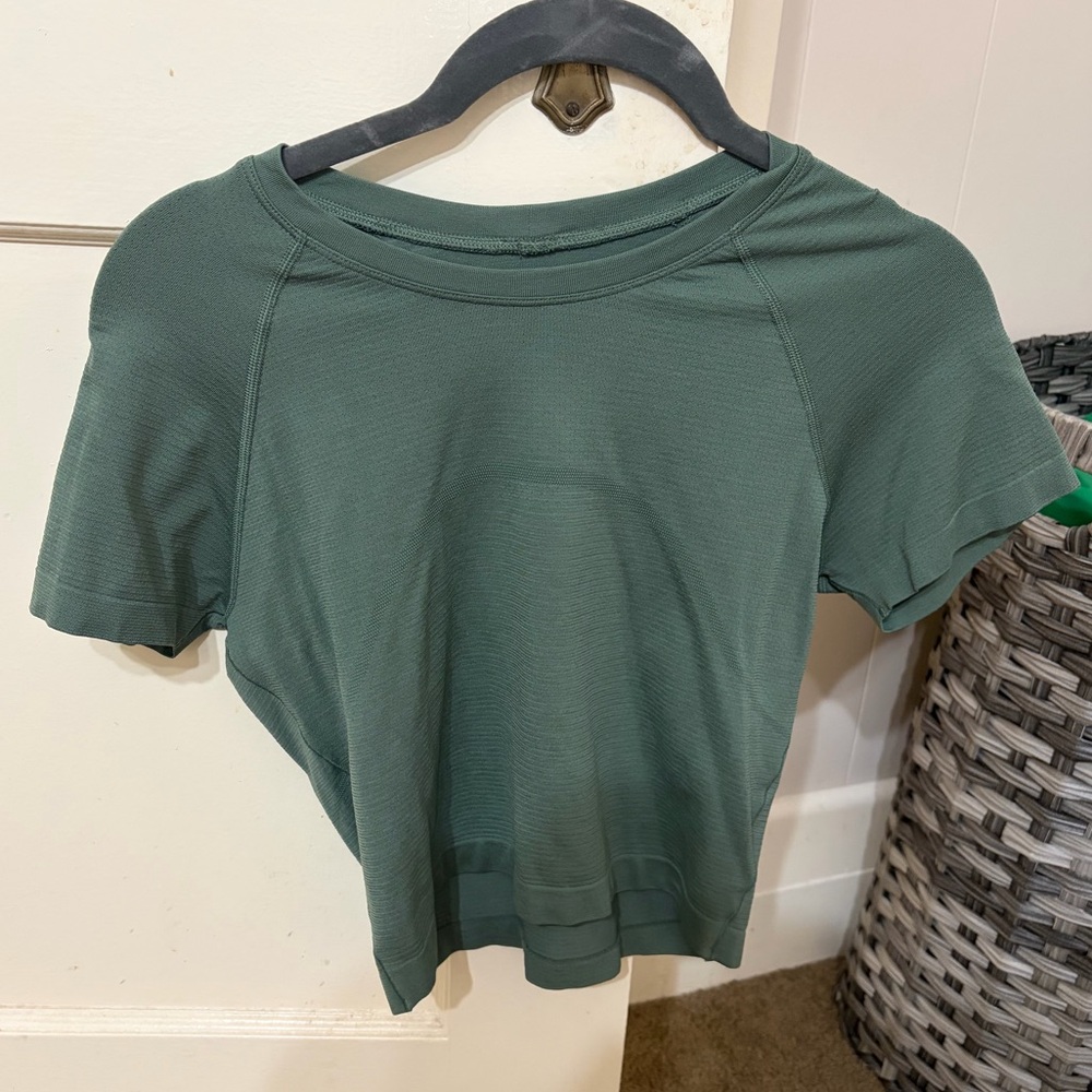 Lululemon Swiftly Tech Cropped Size 8